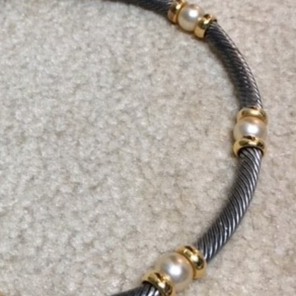 Necklace - Picture 2 of 2